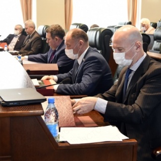 К Дню Победы ветераны Великой Отечественной войны, труженики тыла, дети войны и другие категории граждан вновь получат денежные выплаты