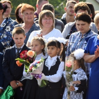 День знаний в Погорельской школе отметили открытием обновленного спортзала
