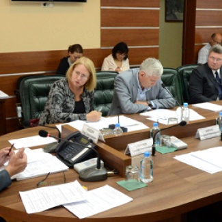 Создавать условия для развития