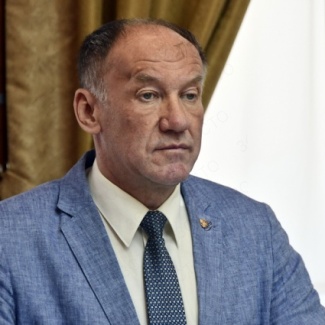 Артур Бабушкин: «Меры социальной поддержки получат не только многодетные, но и семьи, имеющие двух детей»