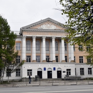 Депутаты Законодательного собрания – выпускники ТвГТУ – в день 100-летия вуза вспоминают об учебе в «политехе»