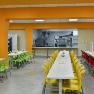 В Старицком муниципальном округе продолжается благоустройство школ