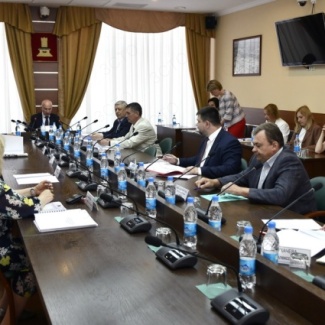 Состоялось заседание комитета по бюджету и налогам