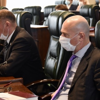 Законодательное Собрание внесло изменения в областной бюджет