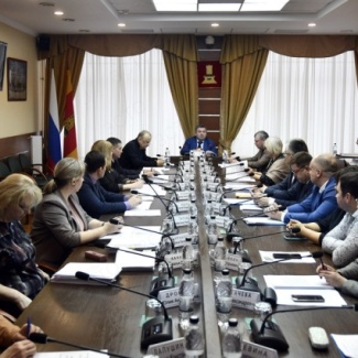 Состоялось заседание постоянного комитета по государственному устройству и местному самоуправлению