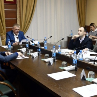 Пять тысяч человек за шесть лет