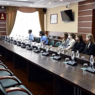 В Законодательном Собрании Тверской области прошла очередная экскурсия