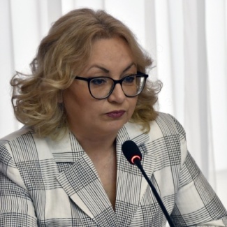 Детский омбудсмен представила областному парламенту доклад по итогам своей работы за 2021 год