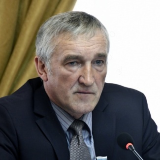 Александр Кушнарев: «Налоги надо платить по доходам»