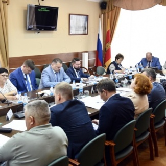 Состоялось заседание комитета по аграрной политике и природопользованию