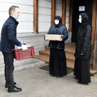 Сказка" приходит на помощь