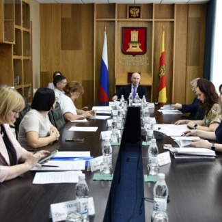 Состоялось заседание постоянного комитета по бюджету и налогам