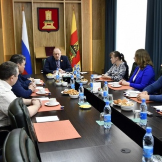 Сергей Голубев провел встречу с тверскими поисковиками