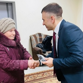 Депутаты фракции «Единая Россия» участвуют в партийном проекте «Доступное зрение»