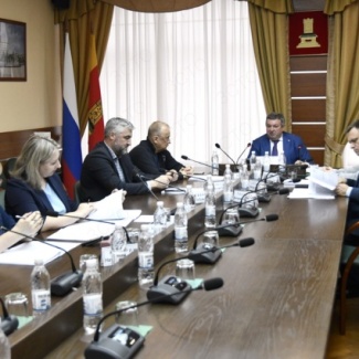 На комитете рассмотрены федеральные законопроекты