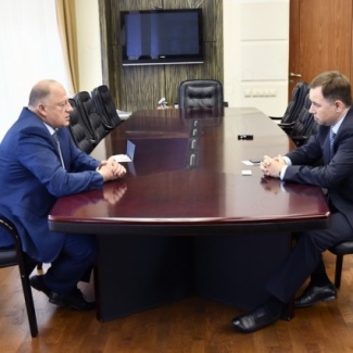 Состоялась рабочая встреча Сергея Голубева с руководителем «Почты России» по Тверской области Андреем Поповым