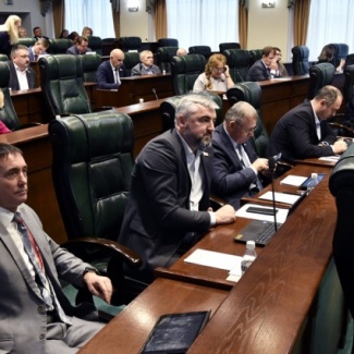 Областным парламентом поддержан проект федерального закона об аттракционах