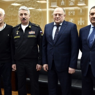 В рамках встречи Сергея Голубева с представителями Ассоциации тверских землячеств обсуждались вопросы развития военно-патриотической работы