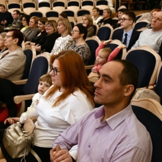 В Твери прошло торжественное мероприятие, посвященное Дню матери