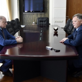 Сергей Голубев провел рабочую встречу с председателем Тверской городской Думы Евгением Пичуевым