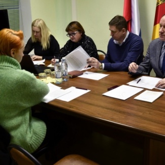 Председатель комитета по социальной политике провёл депутатский приём