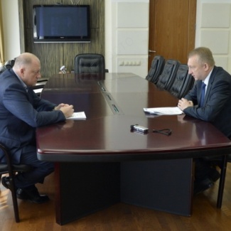 Состоялась рабочая встреча Сергея Голубева с директором регионального филиала АО «Россельхозбанк» Андреем Ефимцевым