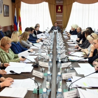 Электронные рецепты, трудные подростки, культурное наследие