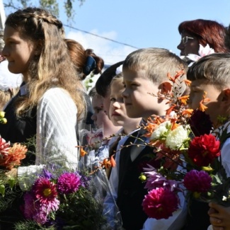 Сергей Голубев поздравил зубцовских школьников с началом нового учебного года