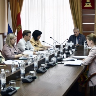 Состоялось заседание комитета по экономической политике и предпринимательству